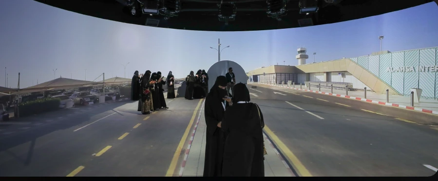 من تجربة العرض الغامرة في الأحساء